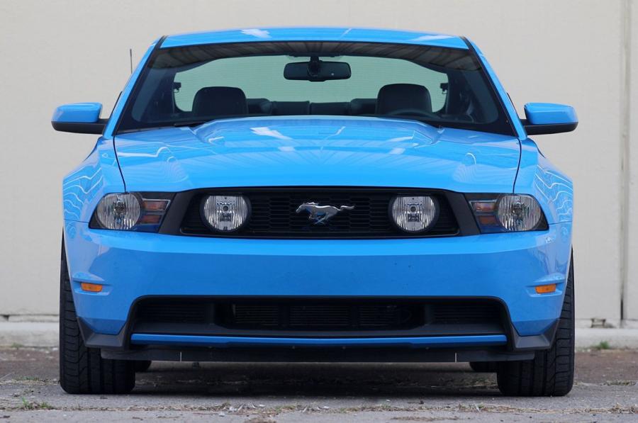  Ford Mustang GT Premium 2011 года  (фото 6 из 33)